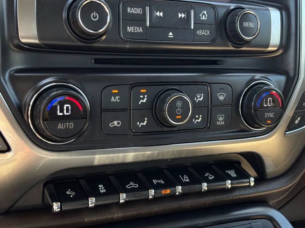 Used 2015 Chevrolet Silverado 2500 LTZ w/ Duramax Plus Package AWD/4WD image 42