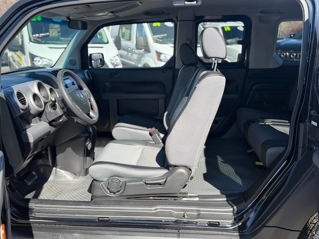 Used 2006 Honda Element EX image 10