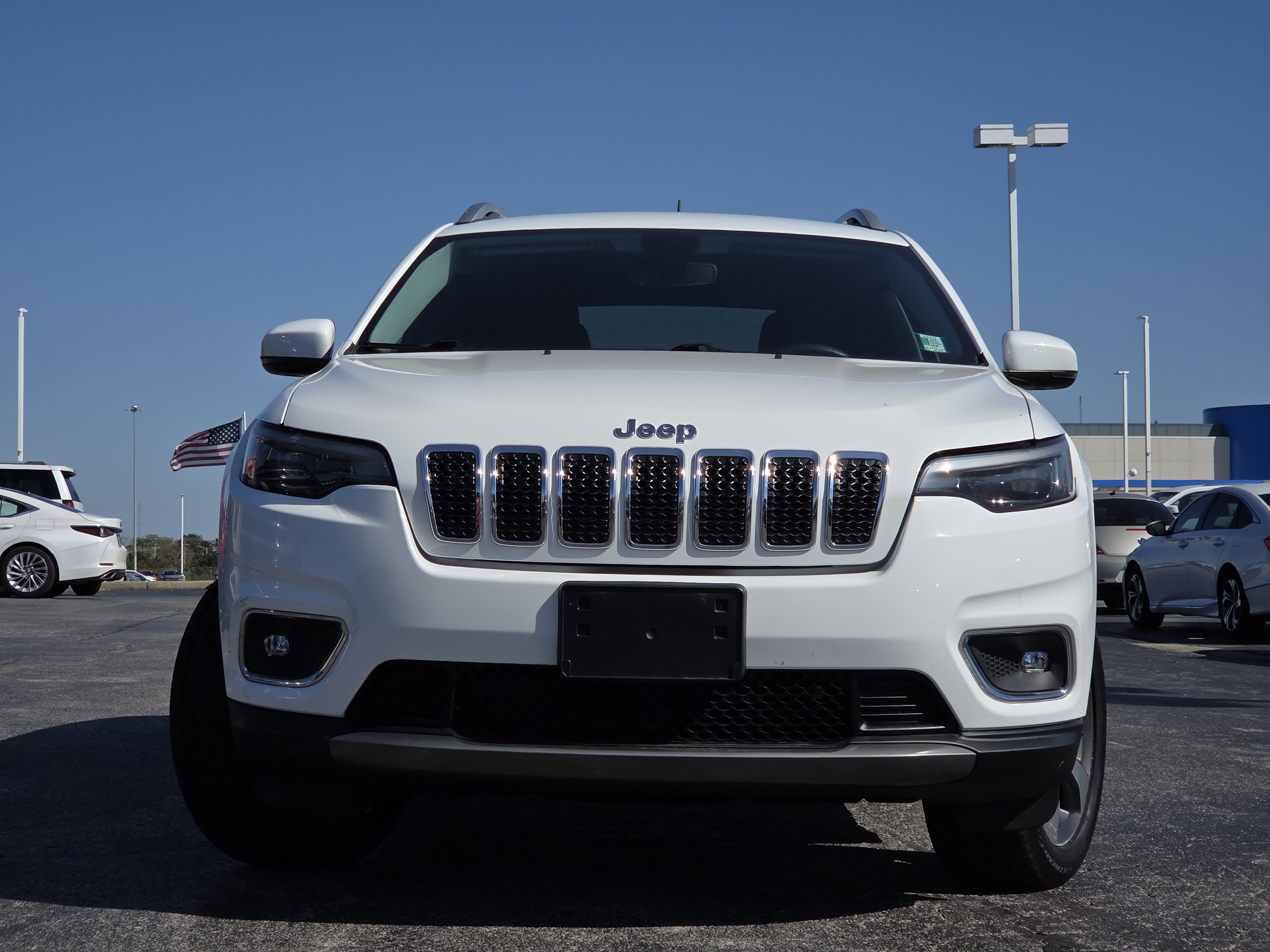 Used 2019 Jeep Cherokee Limited AWD/4WD image 8