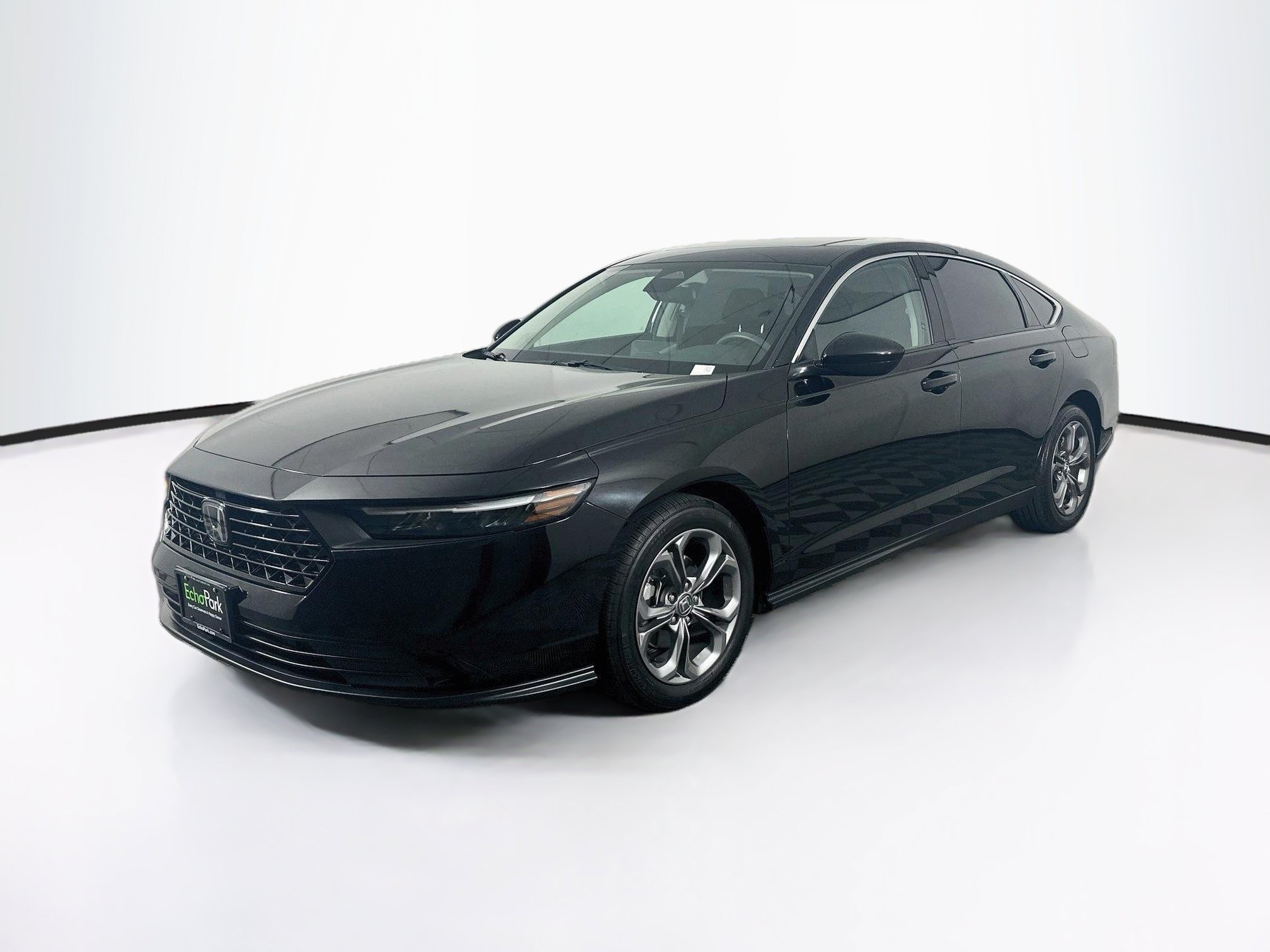 Used 2024 Honda Accord EX image 3