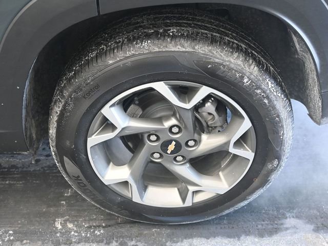 Used 2025 Chevrolet Trax LT image 15