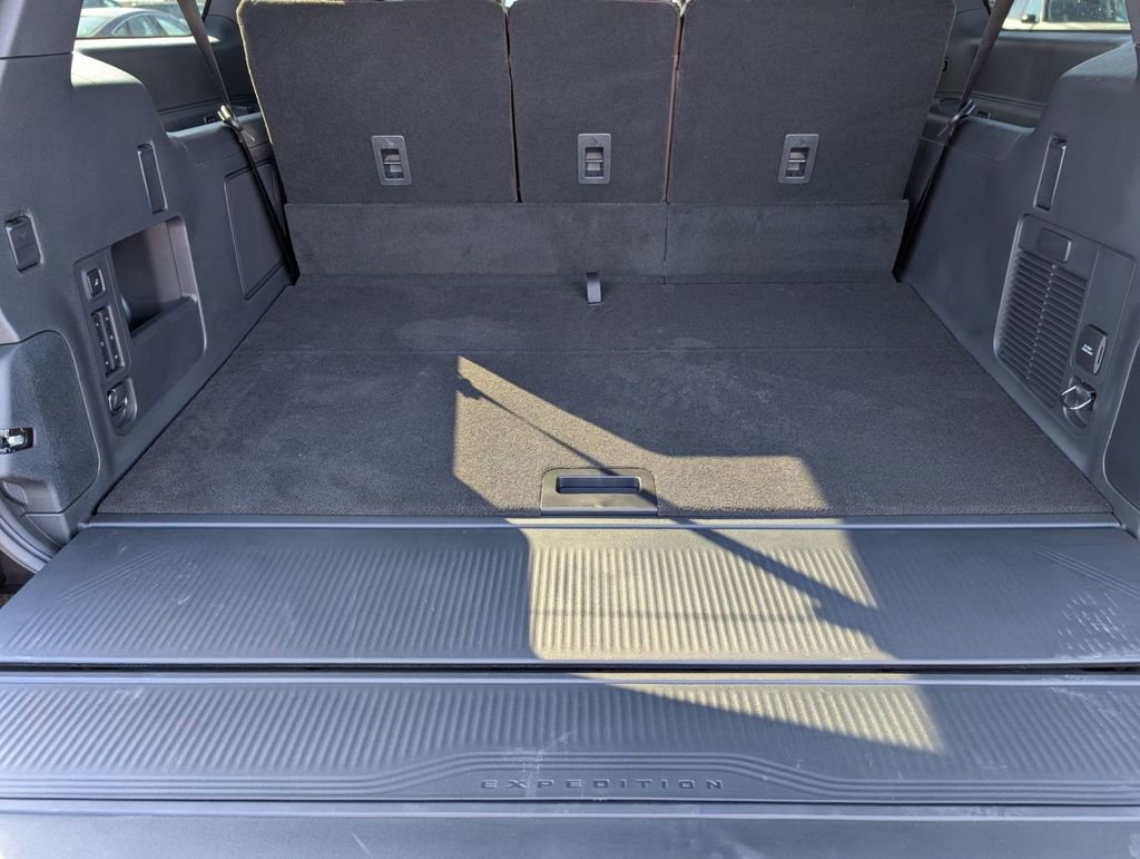 New 2026 Ford Expedition Max King Ranch image 20