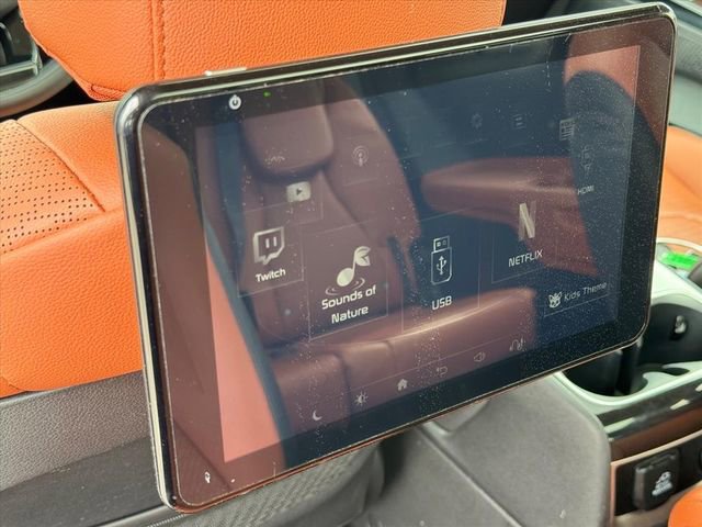 Used 2024 Kia Carnival SX Prestige image 14