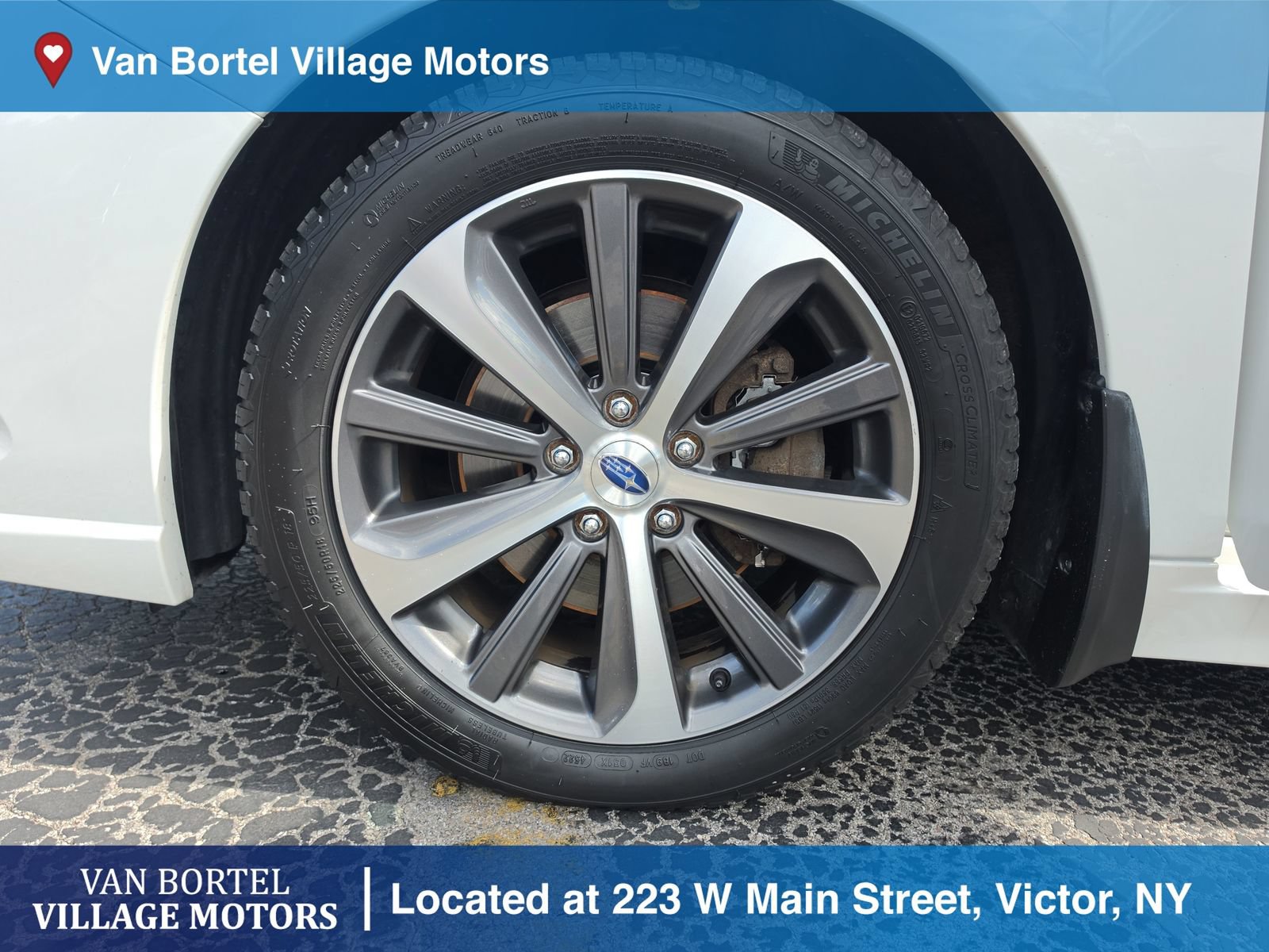 Used 2018 Subaru Legacy 3.6R Limited AWD/4WD image 31