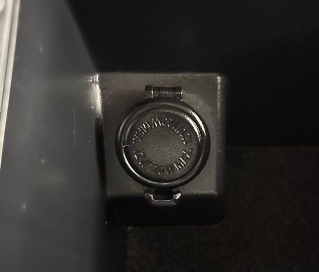 Used 2021 Subaru Outback Limited AWD/4WD image 32