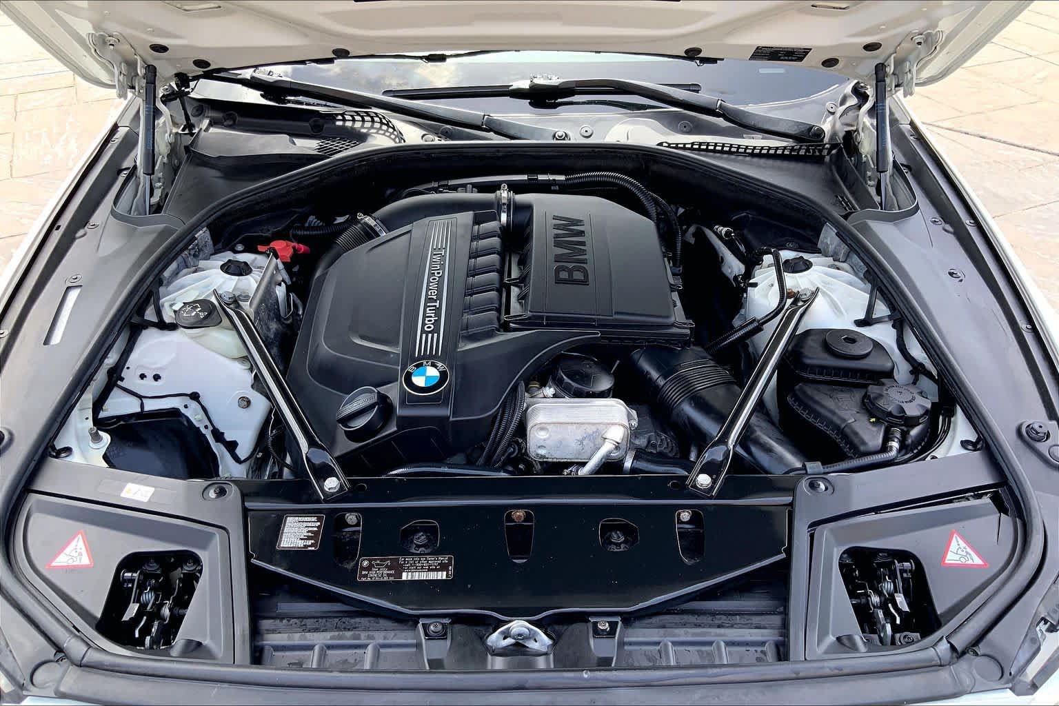 Used 2014 BMW 535i xDrive Sedan AWD/4WD image 32
