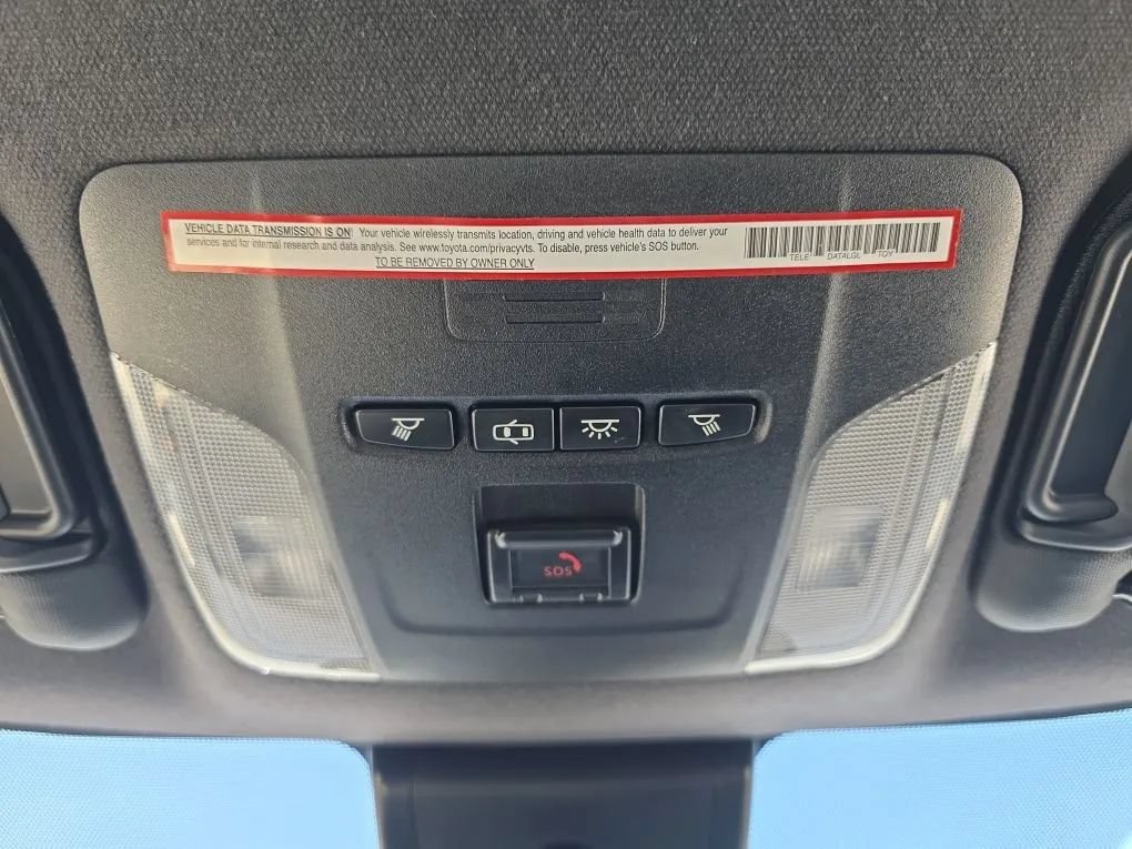Used 2021 Toyota Corolla SE FWD image 31