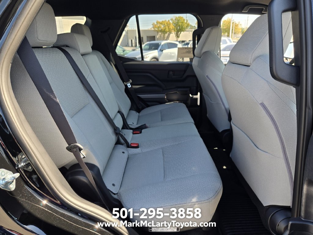 New 2026 Toyota 4Runner SR5 AWD/4WD image 15