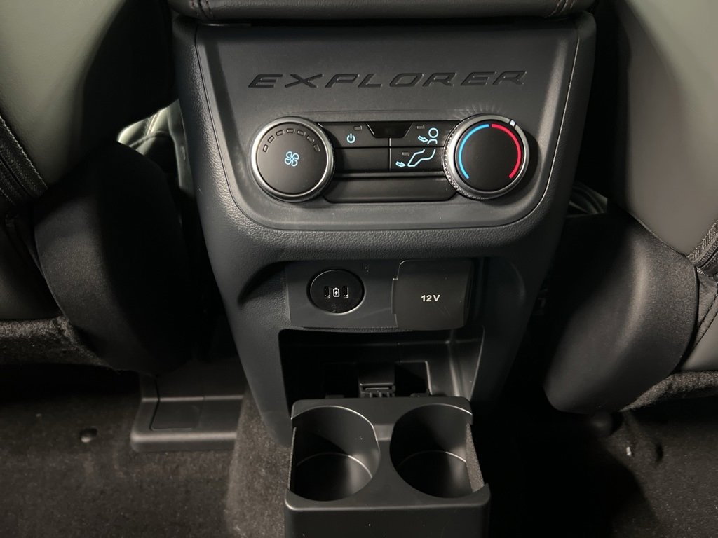 New 2026 Ford Explorer Active image 31