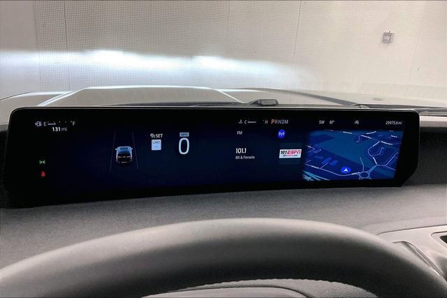 Used 2025 Ford Expedition Active image 30