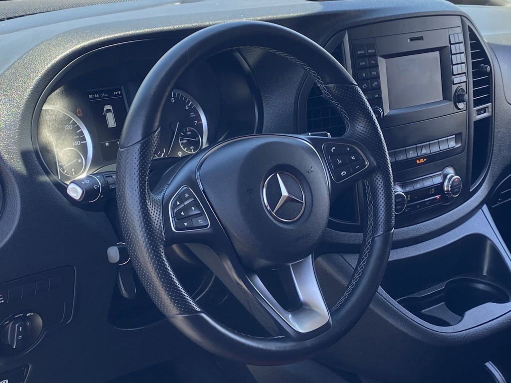 Used 2018 Mercedes-Benz Metris Passenger image 21