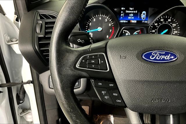 Used 2019 Ford Escape SEL image 18