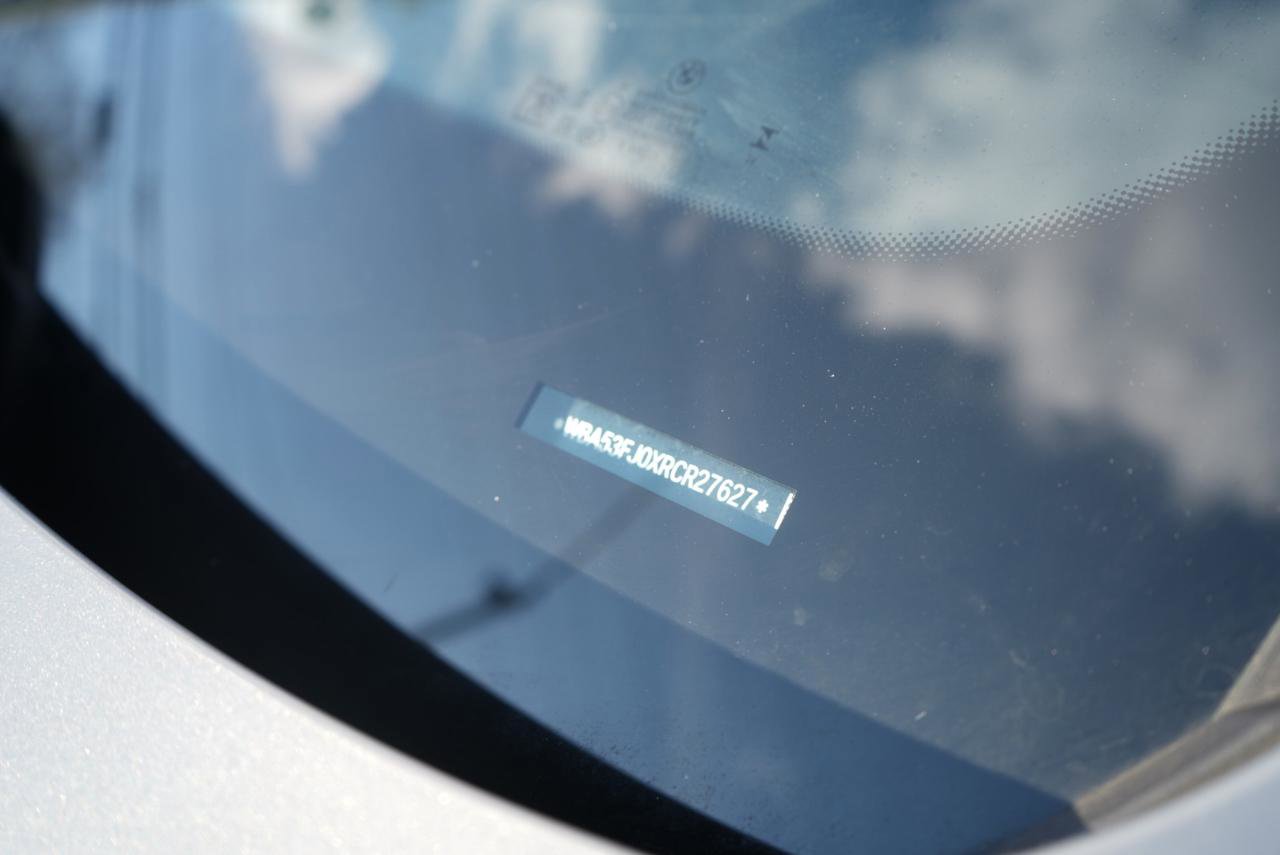 Used 2024 BMW 530i xDrive 530i xDrive Sedan w/ Convenience Package image 82