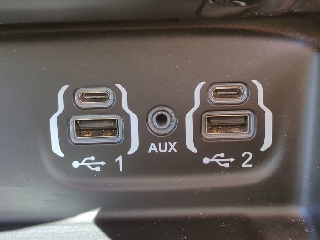 Used 2022 RAM 3500 Limited image 23