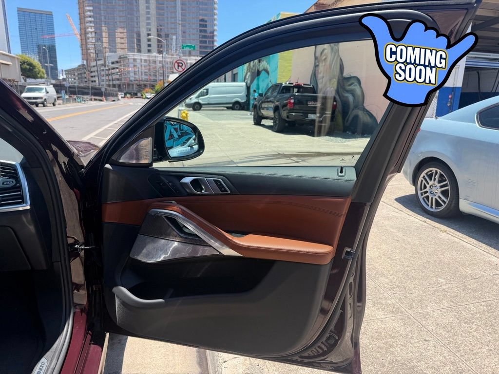 Used 2022 BMW X6 M50i w/ Executive Package AWD/4WD image 13