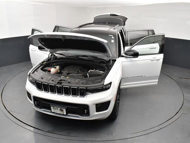Used 2024 Jeep Grand Cherokee L Overland w/ Advanced Protech Group III image 26