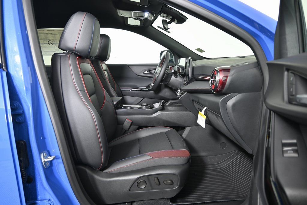 New 2026 Chevrolet Equinox RS w/ Convenience Package III image 13