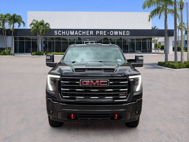 Certified 2025 GMC Sierra 2500 AT4 w/ Technology Package AWD/4WD image 2