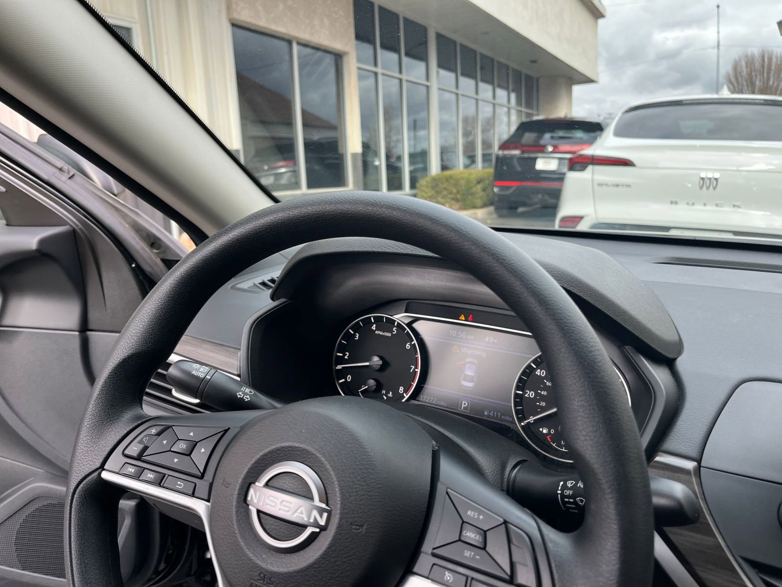 Used 2025 Nissan Altima 2.5 SV image 33