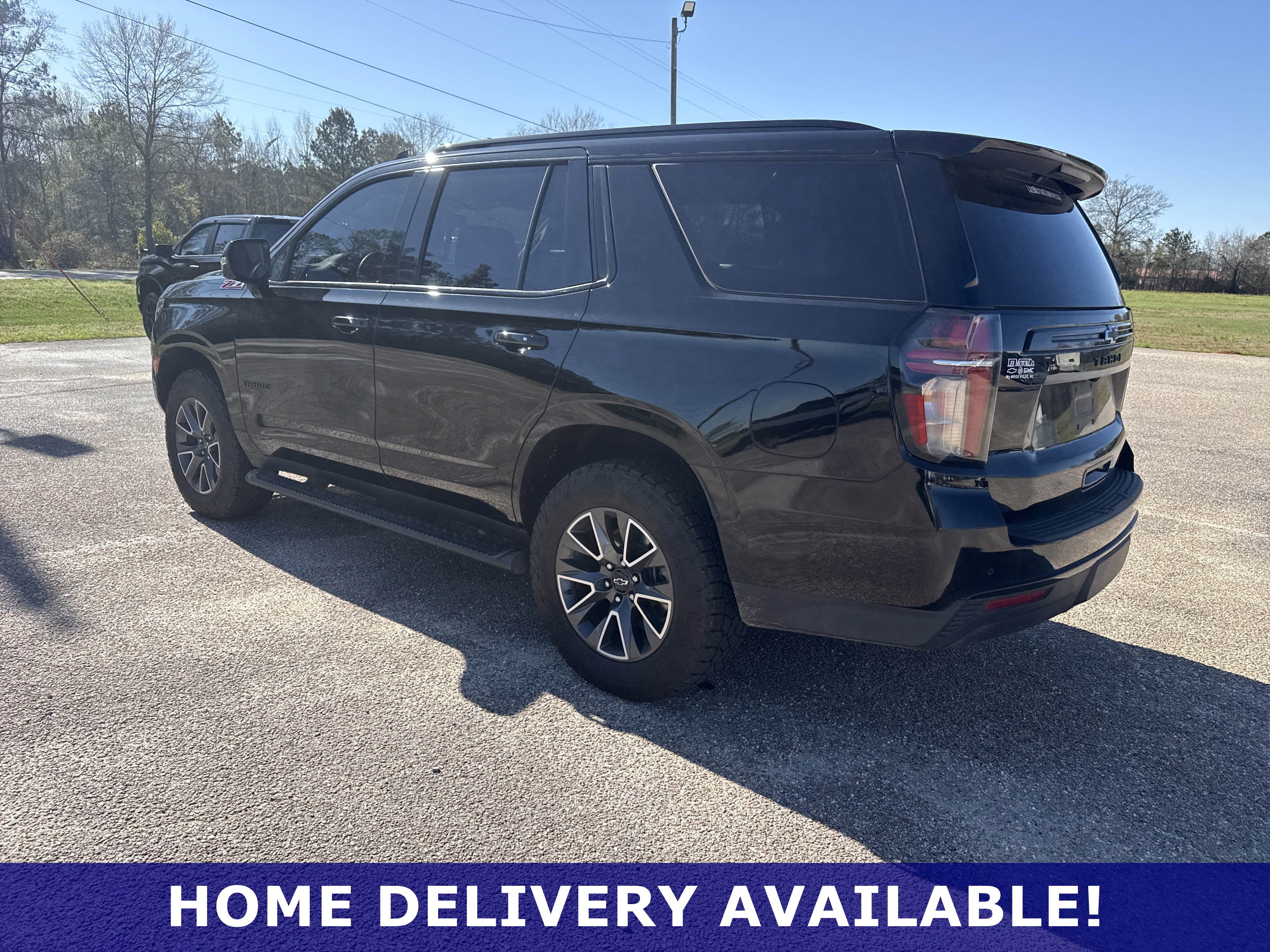 Used 2024 Chevrolet Tahoe Z71 w/ Luxury Package AWD/4WD image 15