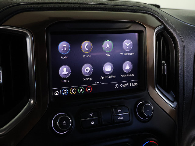 Used 2020 Chevrolet Silverado 1500 High Country w/ Technology Package AWD/4WD image 18
