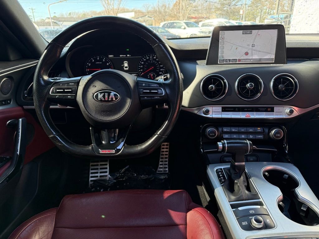 Used 2018 Kia Stinger GT1 image 9