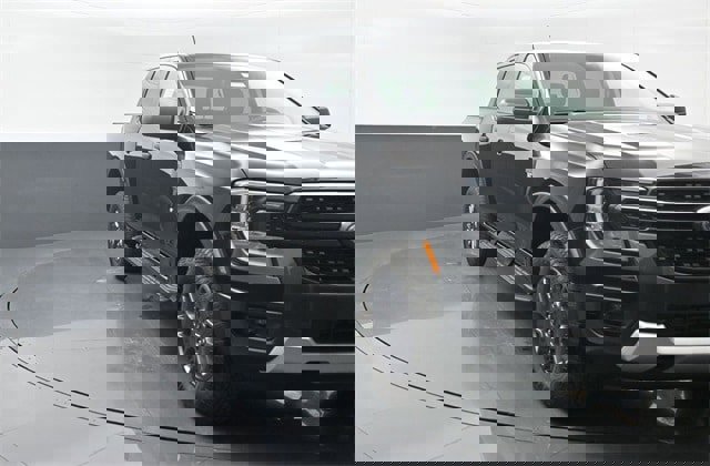 New 2025 Ford Ranger XLT w/ Convenience Package