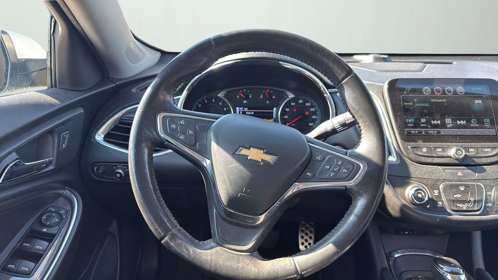 Used 2016 Chevrolet Malibu LT w/ Leather Package image 11