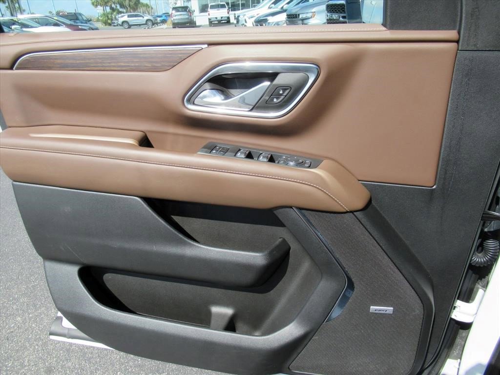 Certified 2024 Chevrolet Tahoe High Country w/ Advanced Technology Package AWD/4WD image 20