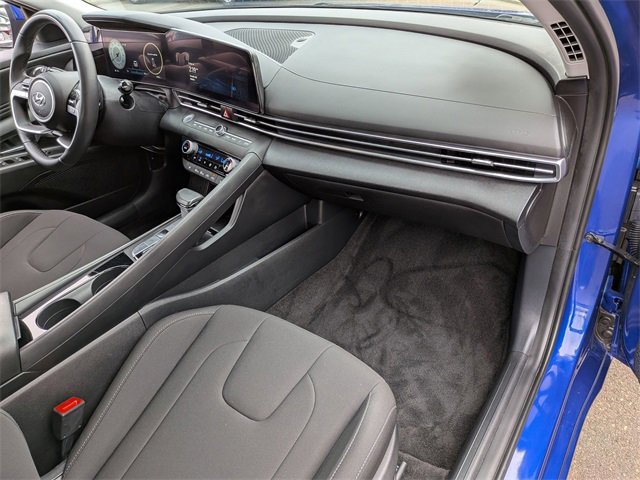 Used 2023 Hyundai Elantra SEL w/ Convenience Package image 33