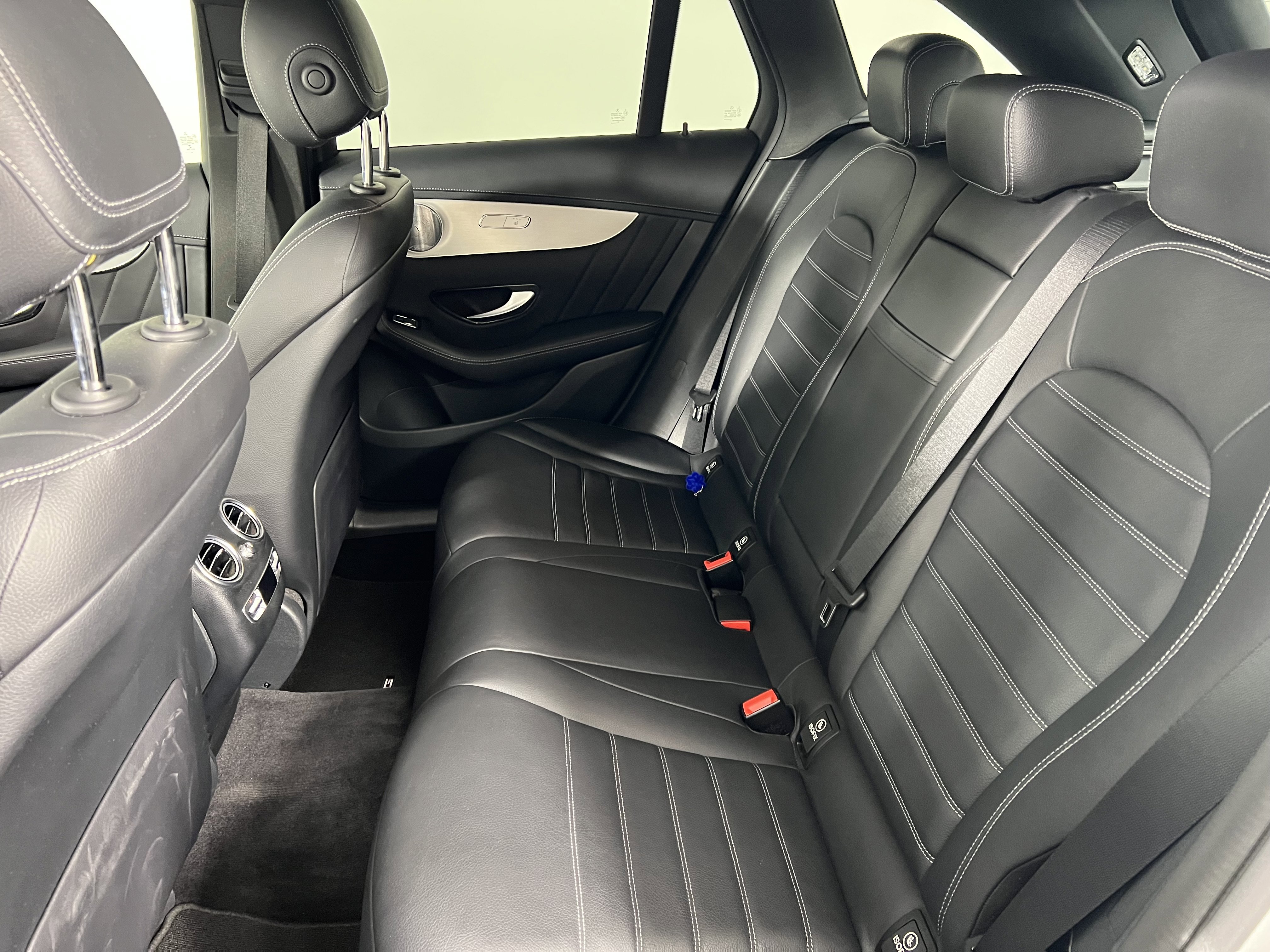 Certified 2019 Mercedes-Benz GLC 43 AMG 4MATIC image 20