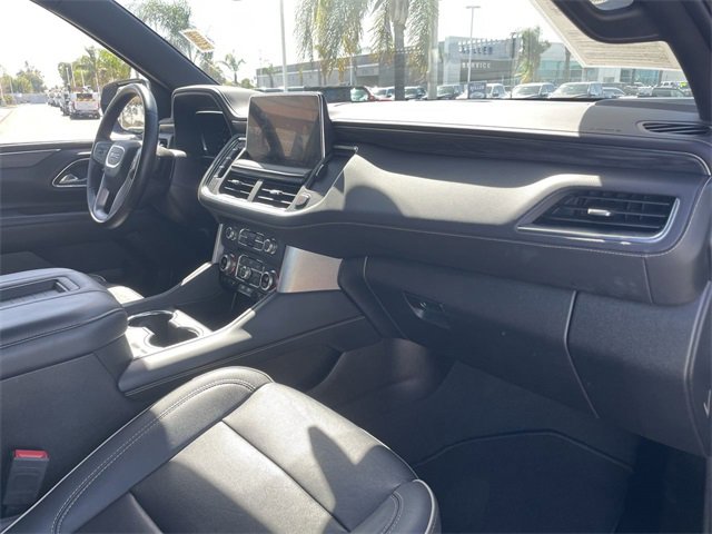 Used 2023 GMC Yukon SLT image 28