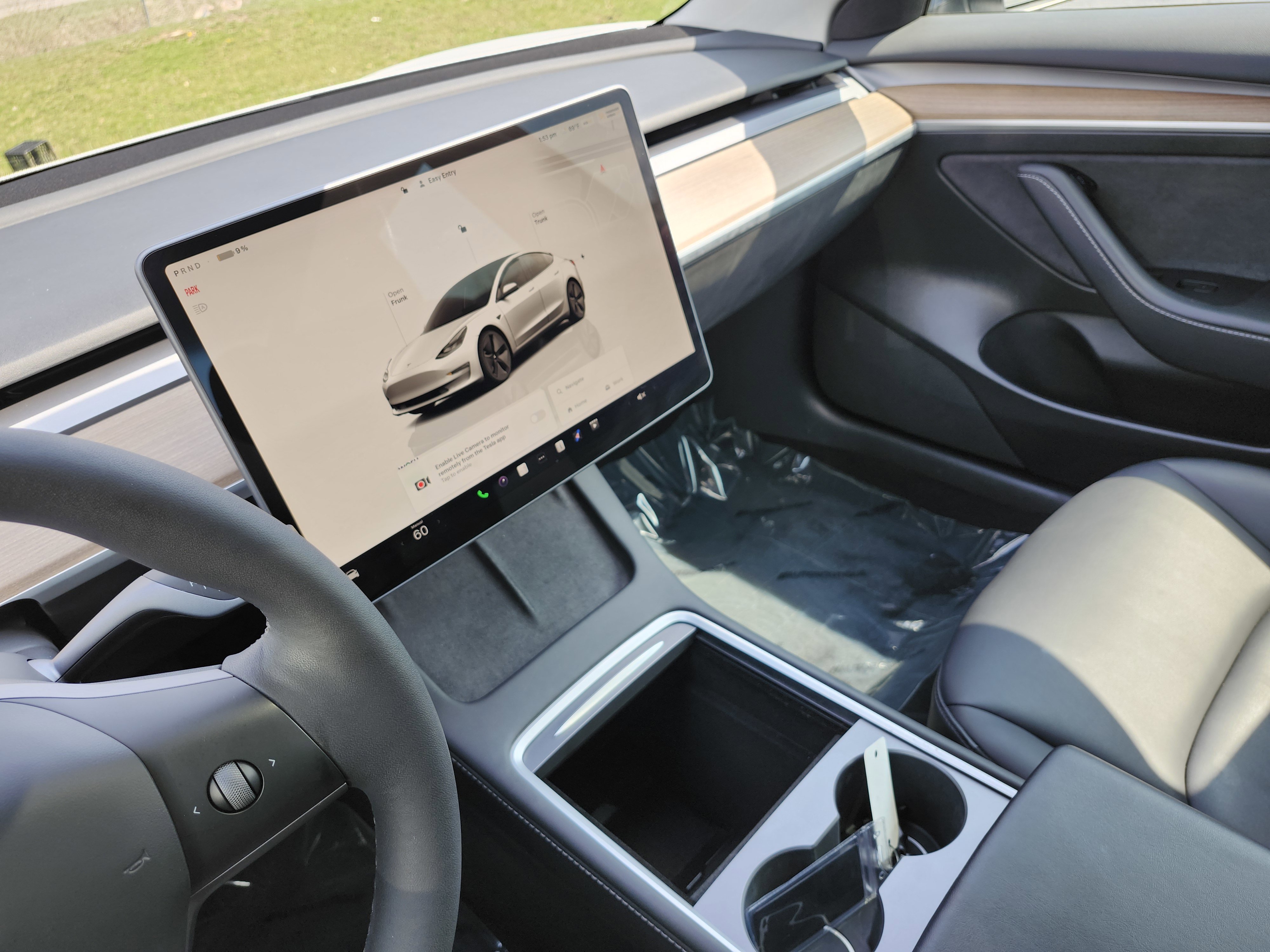 Used 2023 Tesla Model 3 Standard Range image 30
