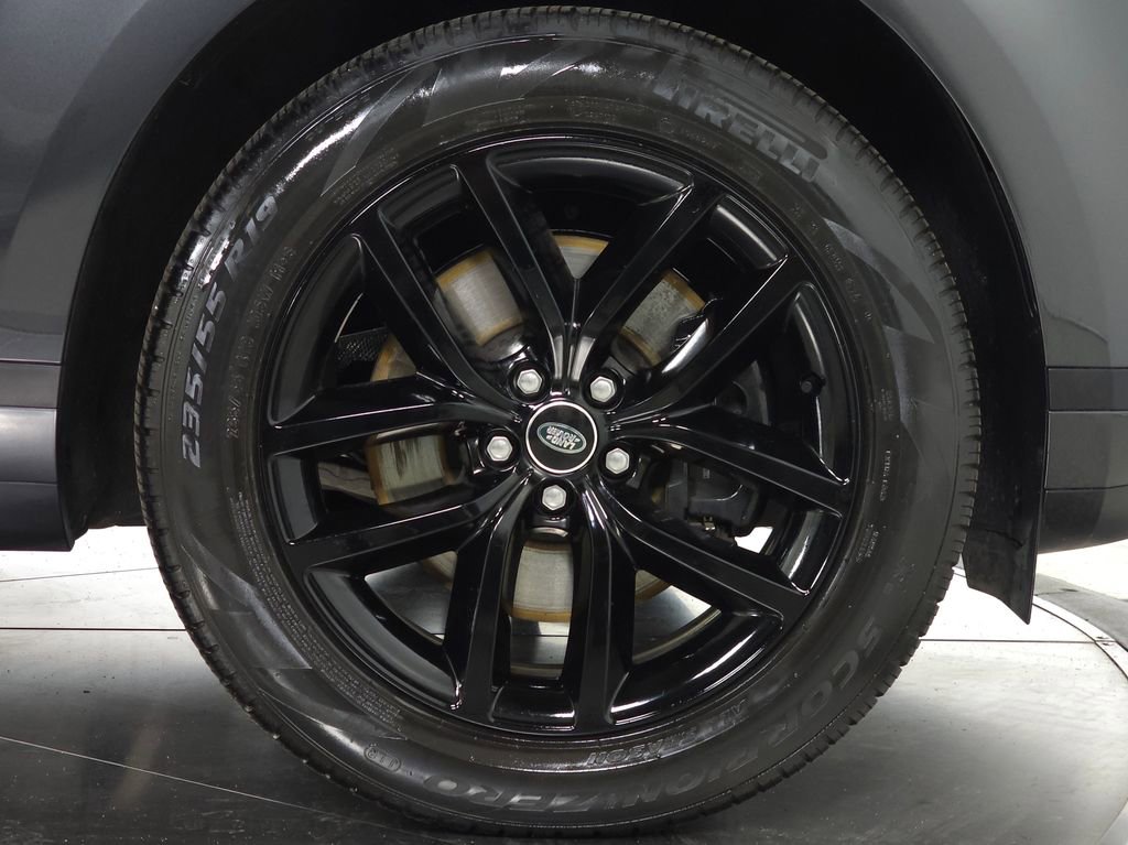 Certified 2026 Land Rover Range Rover Evoque S AWD/4WD image 15