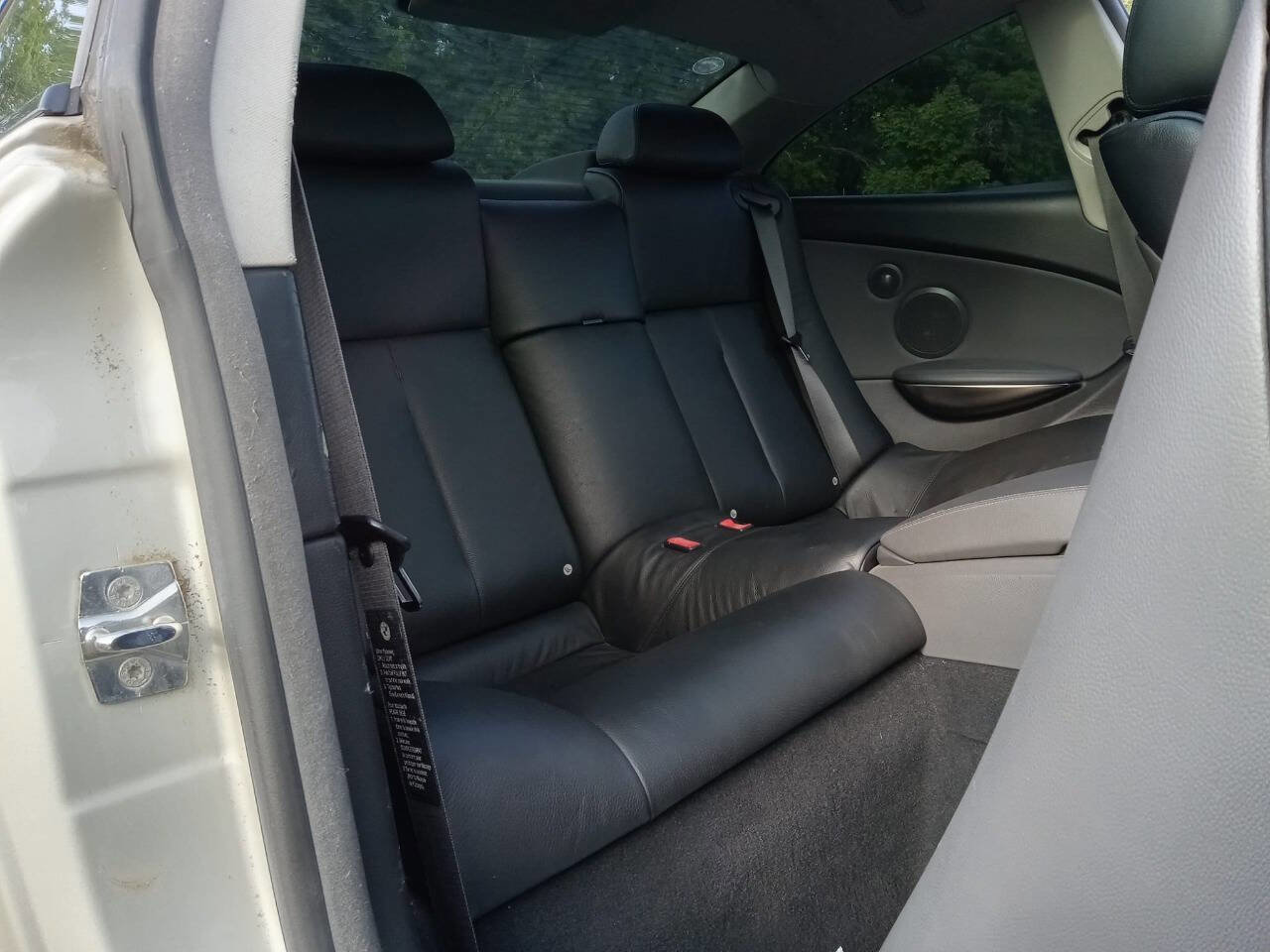 Used 2005 BMW 645Ci Coupe image 12