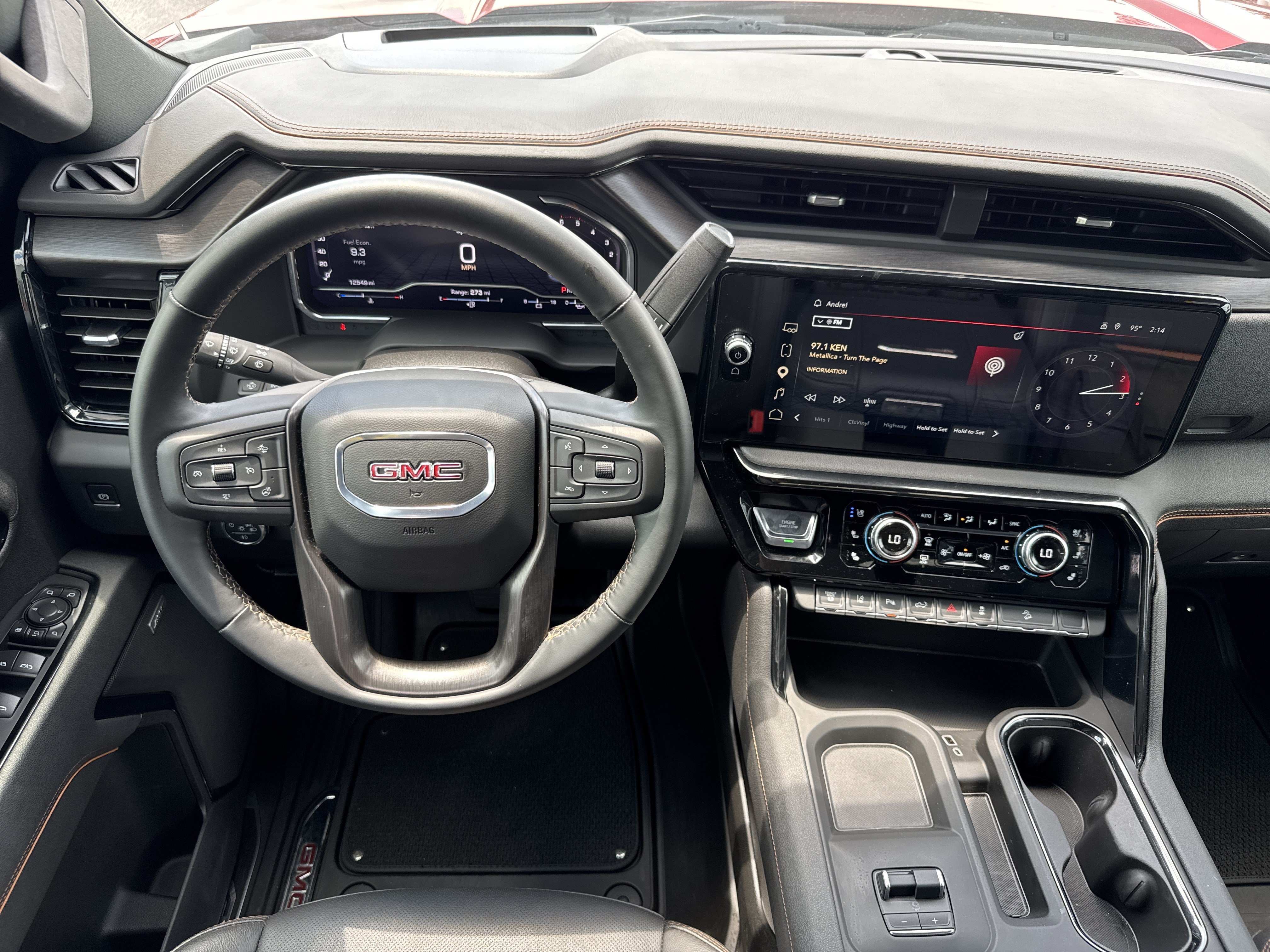 Used 2025 GMC Sierra 2500 AT4 w/ AT4 Premium Plus Package AWD/4WD image 19