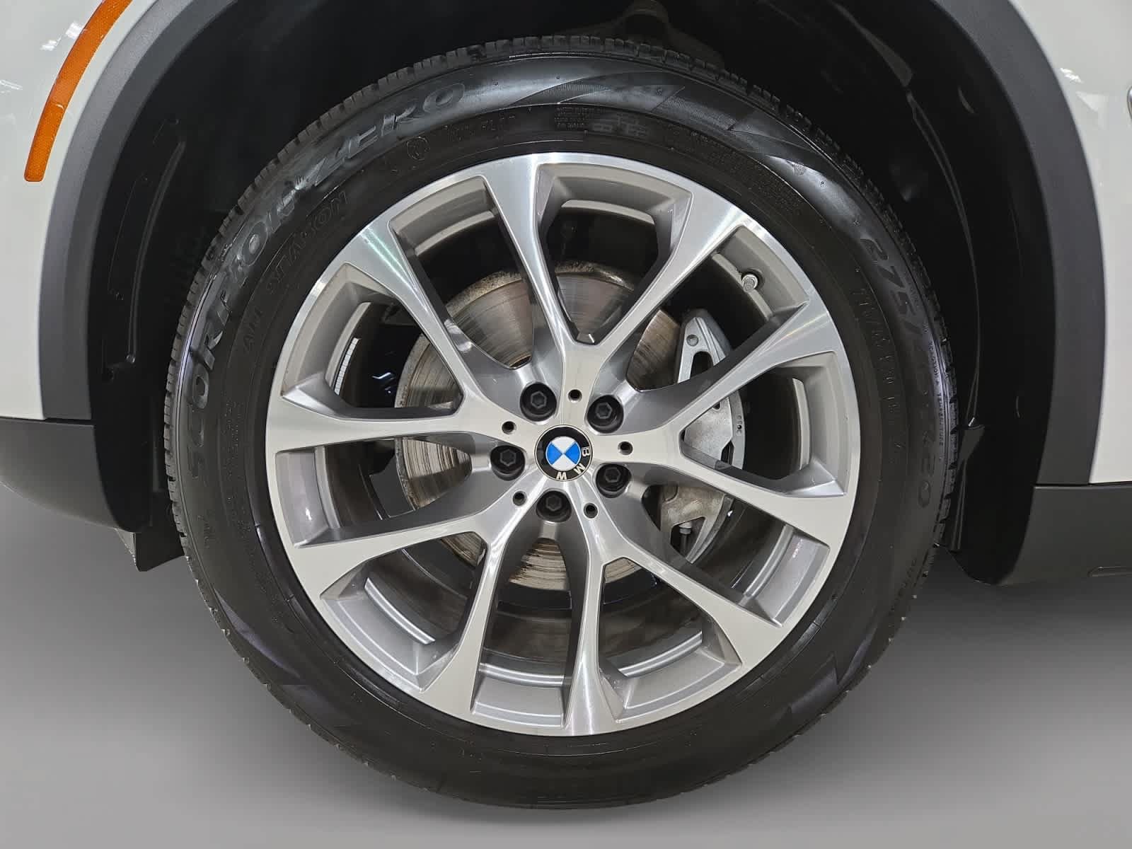 Used 2026 BMW X5 xDrive40i w/ Climate Comfort Package AWD/4WD image 9