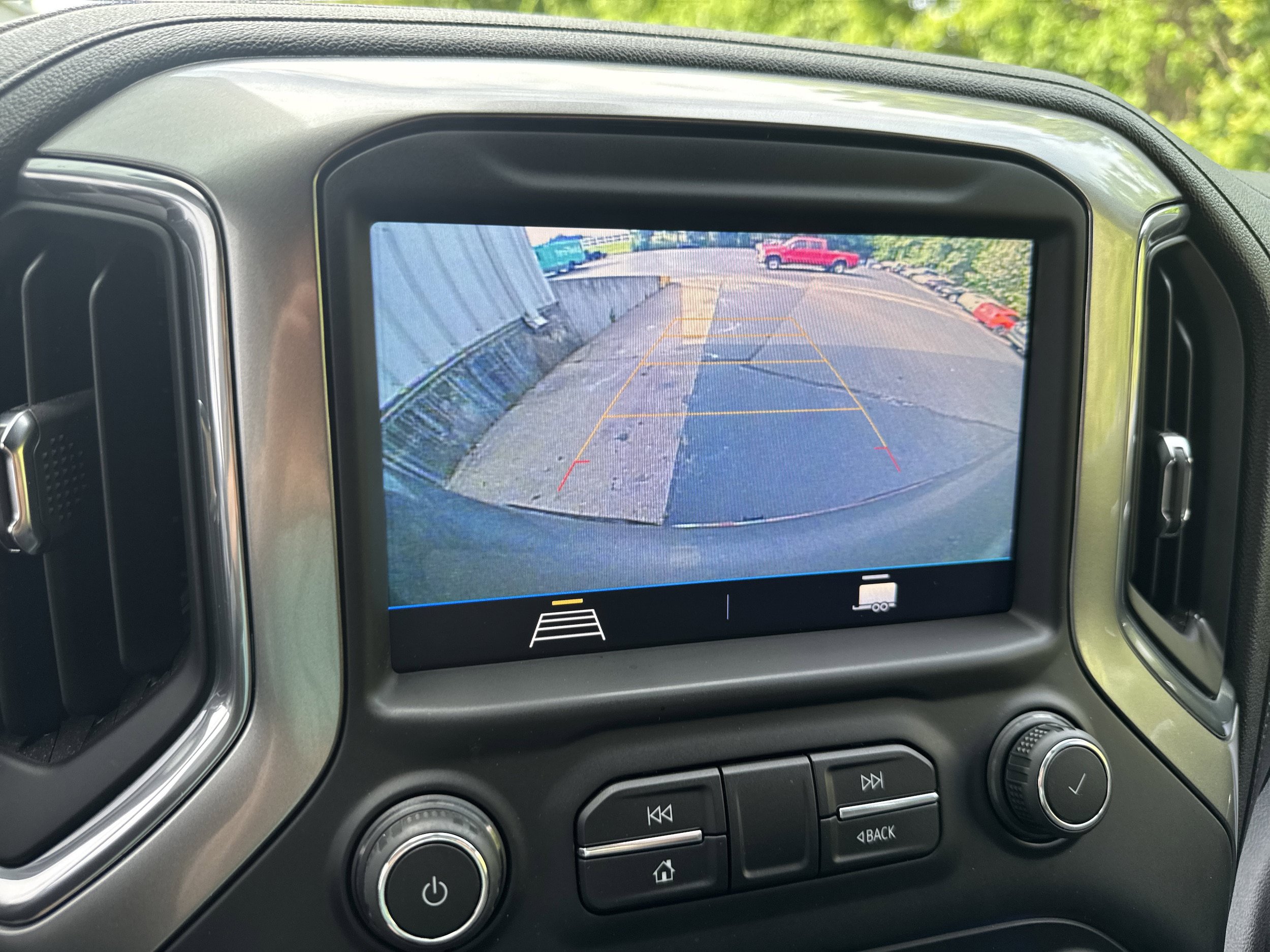 Used 2020 Chevrolet Silverado 1500 LT w/ All-Star Edition AWD/4WD image 16