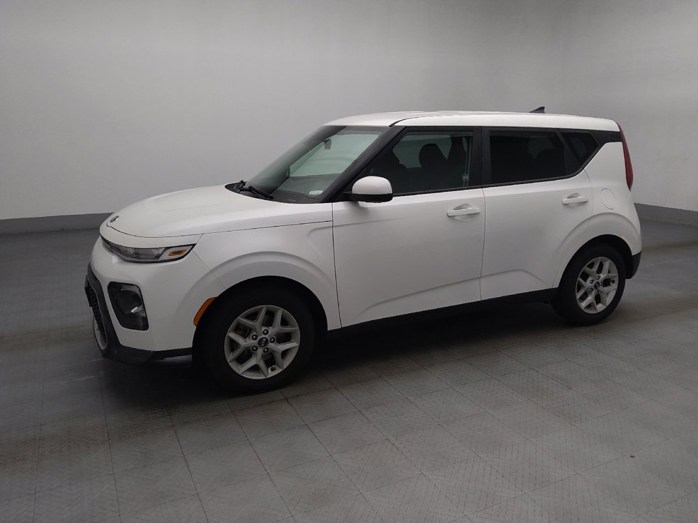 Used 2020 Kia Soul S FWD image 2
