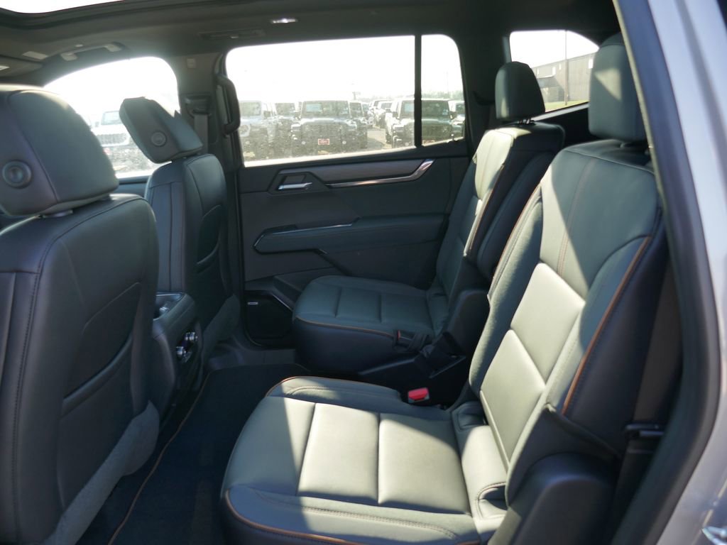 New 2026 GMC Acadia AT4 image 14