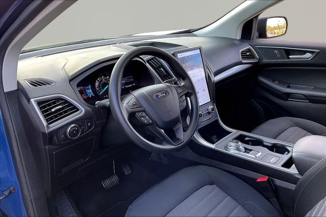 Used 2022 Ford Edge SE image 12