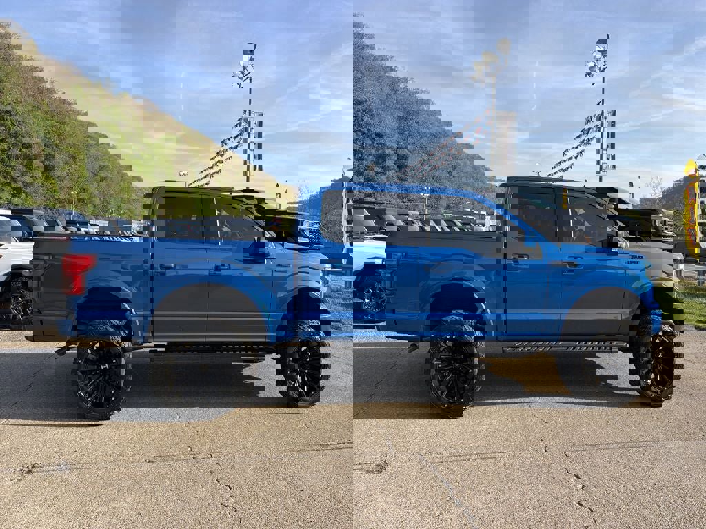 Used 2019 Ford F150 Lariat w/ Equipment Group 502A Luxury image 3