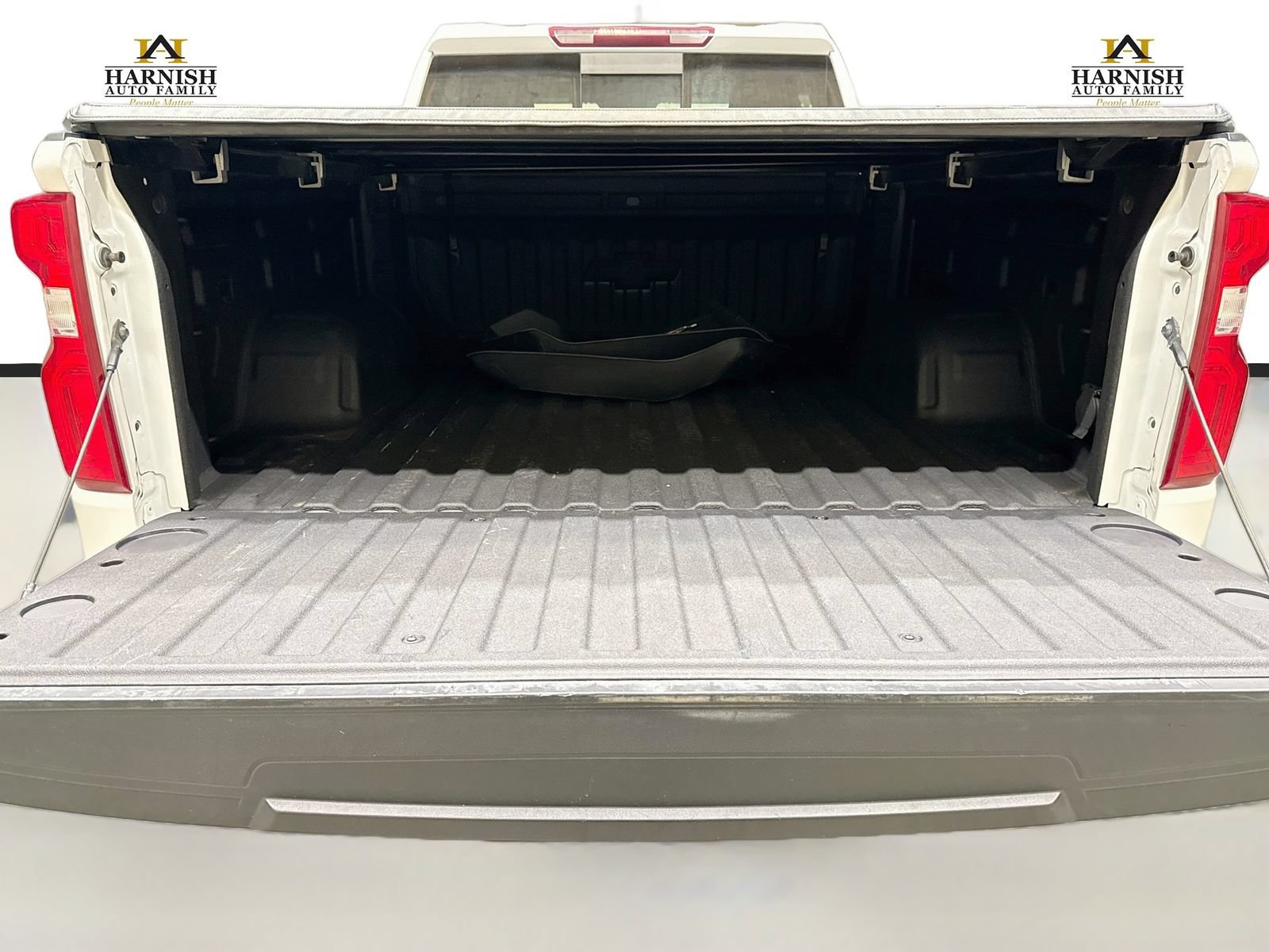 Used 2022 Chevrolet Silverado 1500 LTZ AWD/4WD image 30