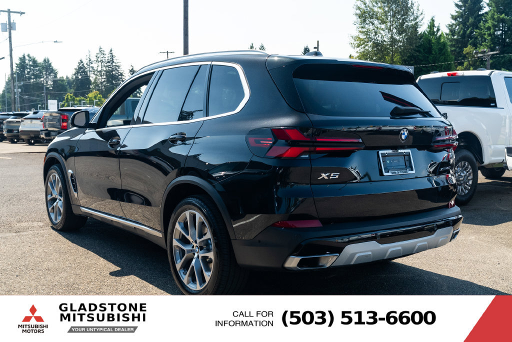 Used 2024 BMW X5 xDrive40i w/ Premium Package AWD/4WD image 5