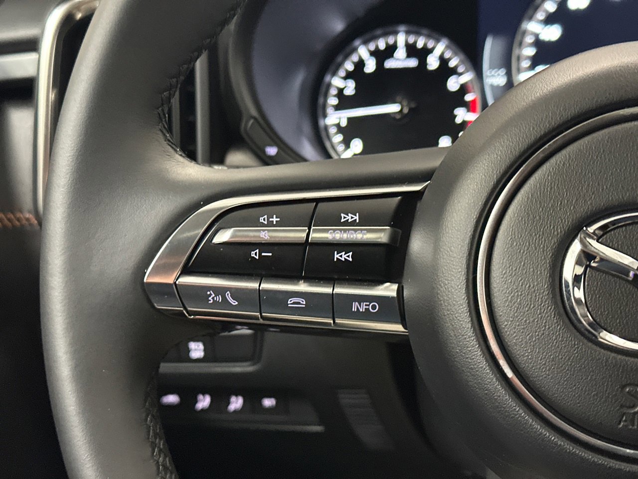 Certified 2025 MAZDA CX-50 AWD 2.5 S w/ Weather Package image 23