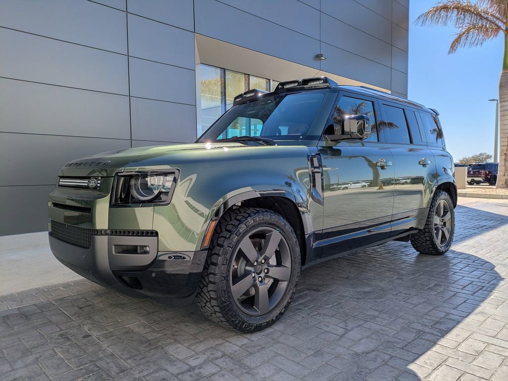 New 2026 Land Rover Defender 110 X-Dynamic SE image 8