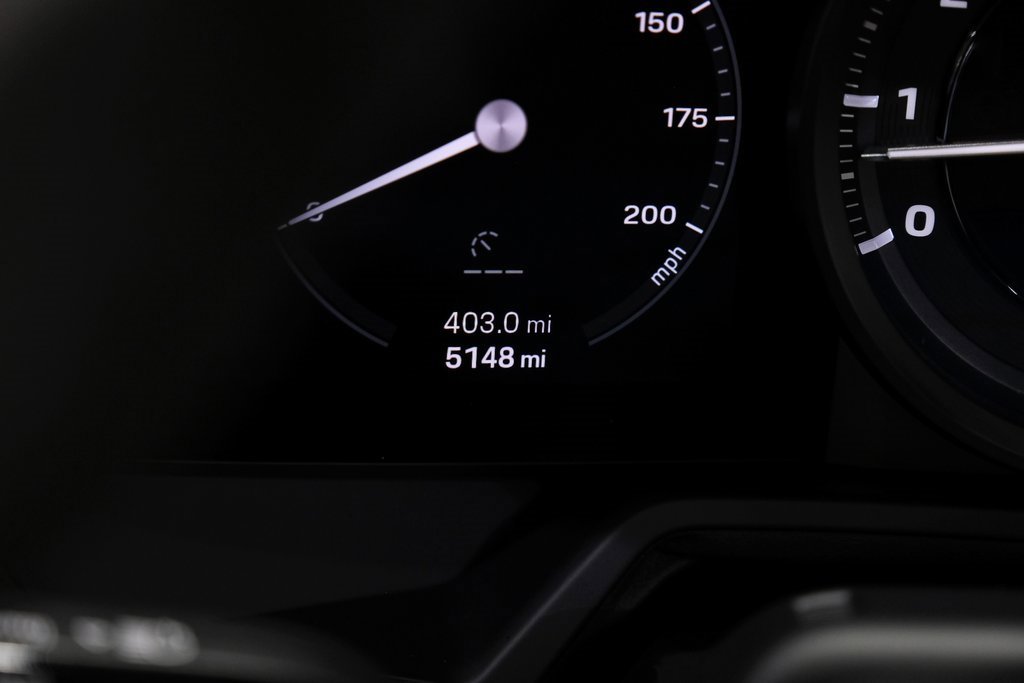 Used 2024 Porsche 911 Carrera GTS w/ Premium Package image 13