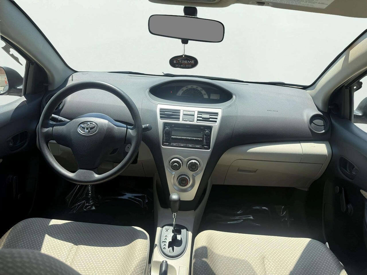 Used 2008 Toyota Yaris S FWD image 14