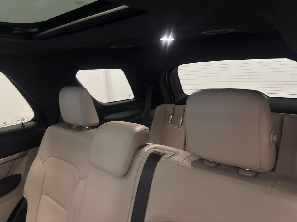 Used 2019 Ford Explorer XLT w/ Equipment Group 202A image 14