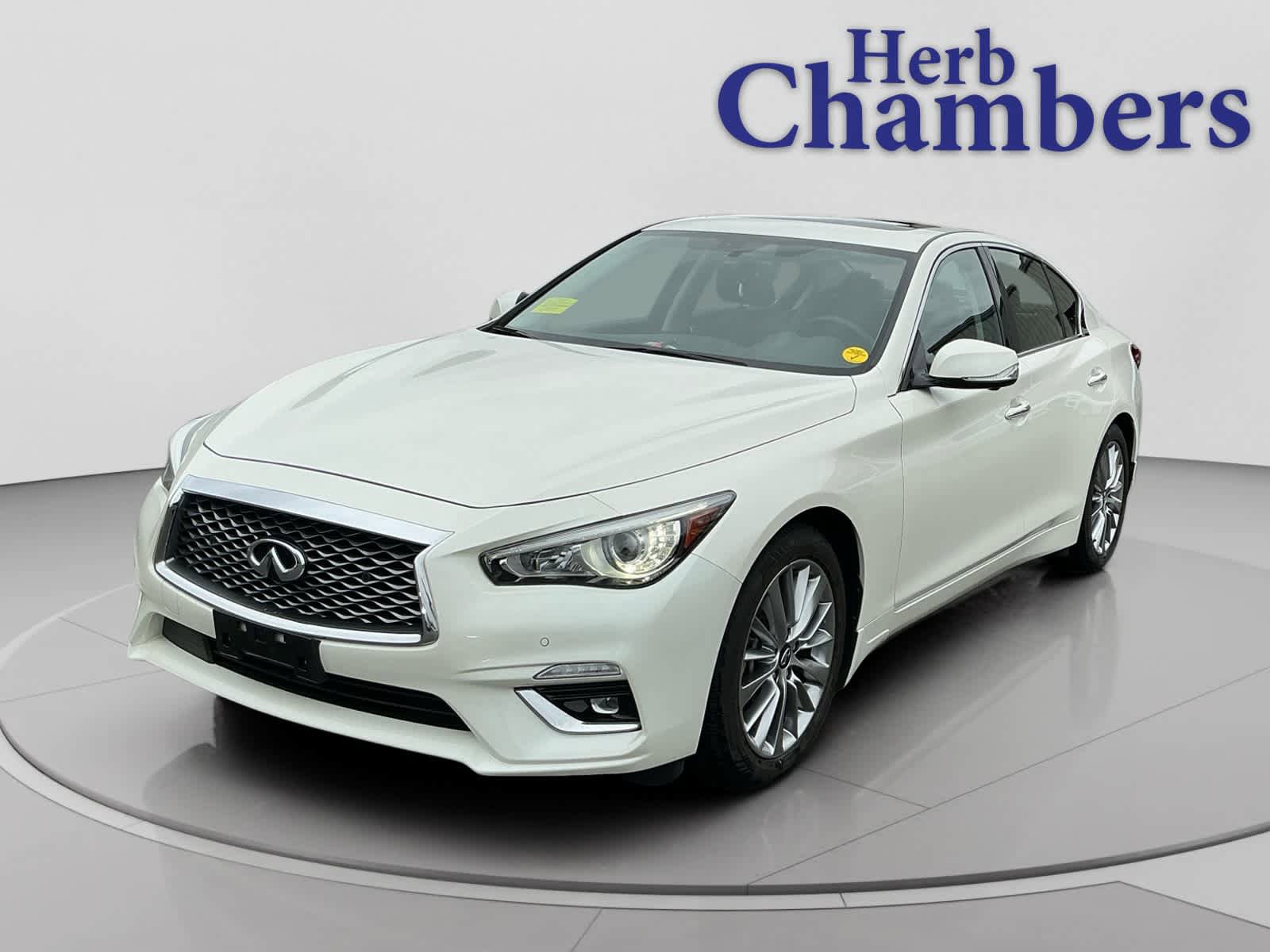 Used 2022 INFINITI Q50 Luxe w/ Cargo Package AWD/4WD image 10